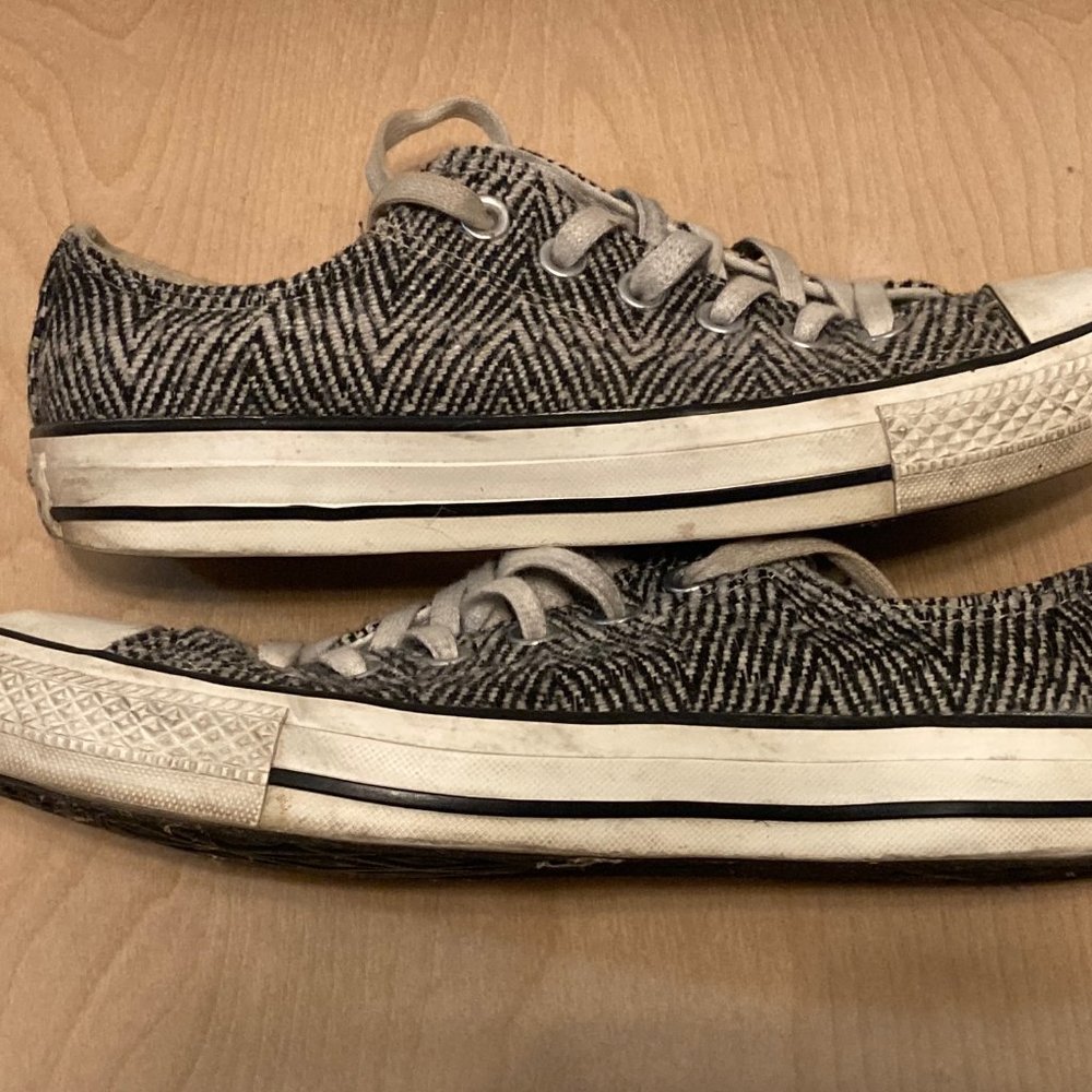 Zebra Converse